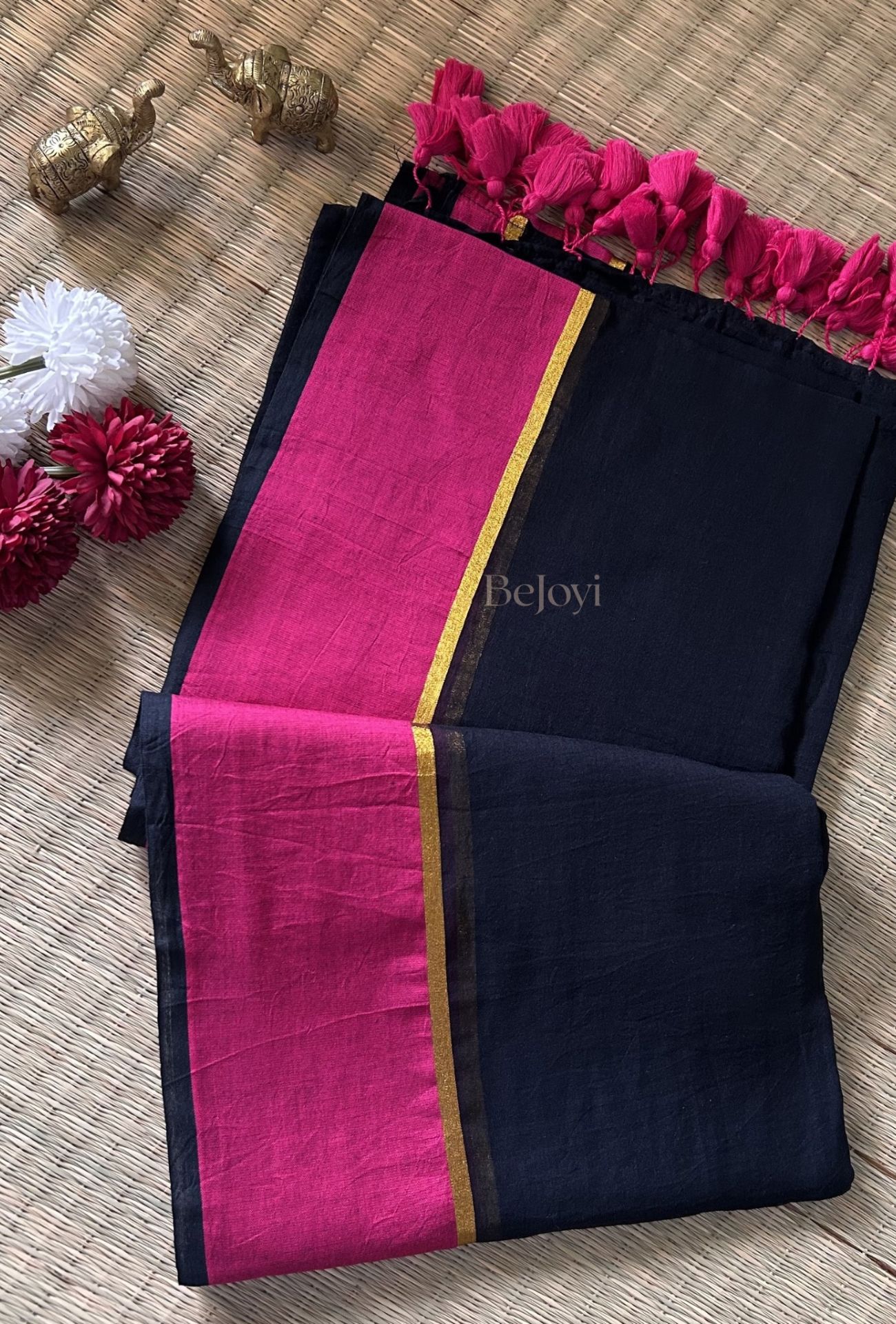 Midnight Rani Mul Mul Saree