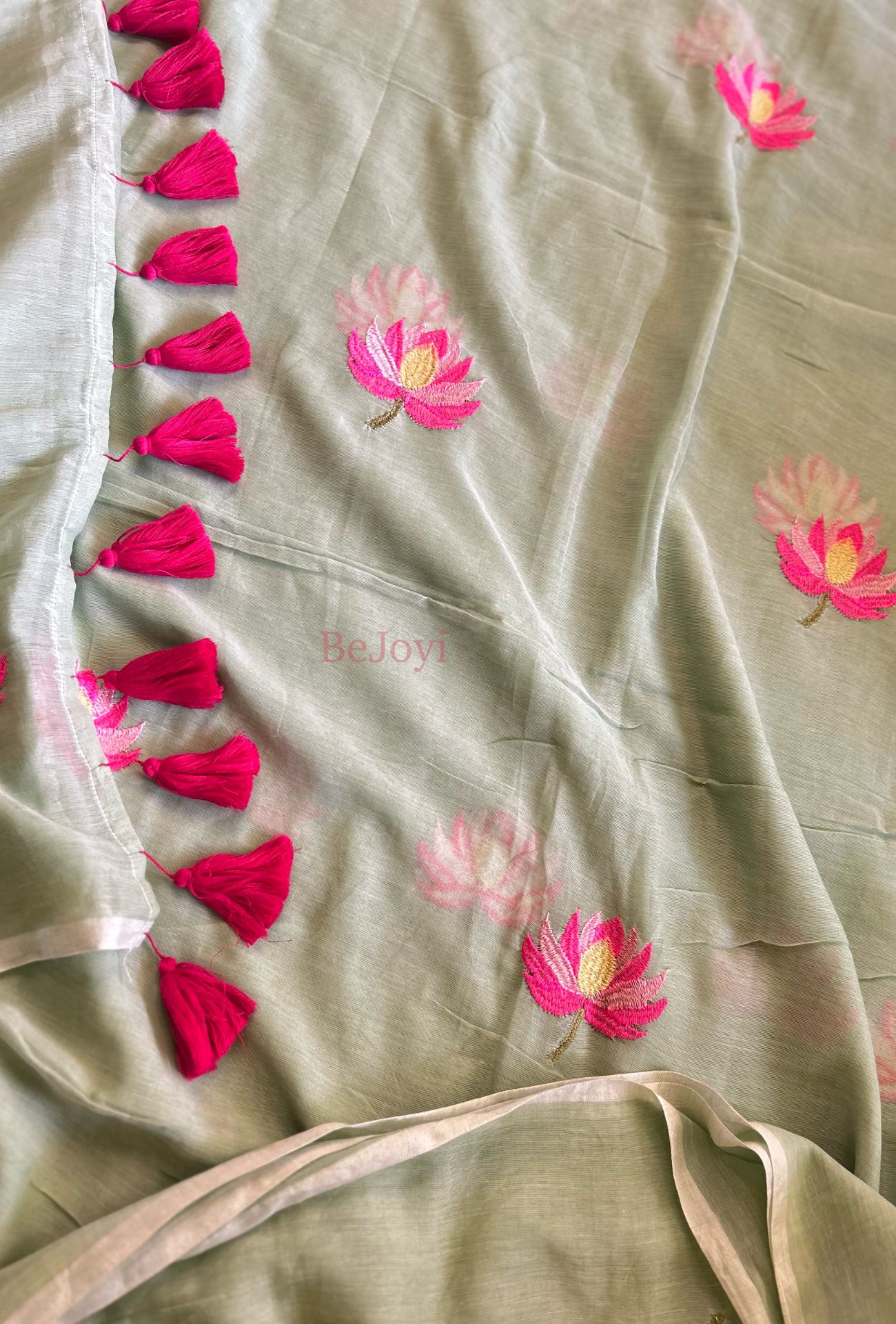 Blush Lotus Bloom Handcrafted Saree 27 25