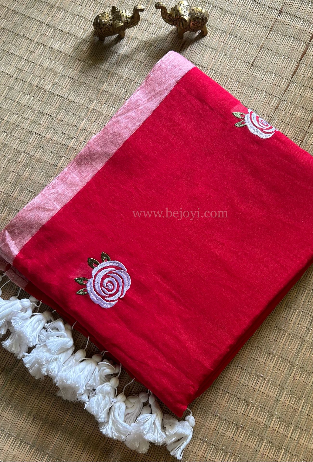 Blush Lotus Bloom Handcrafted Saree 3 29