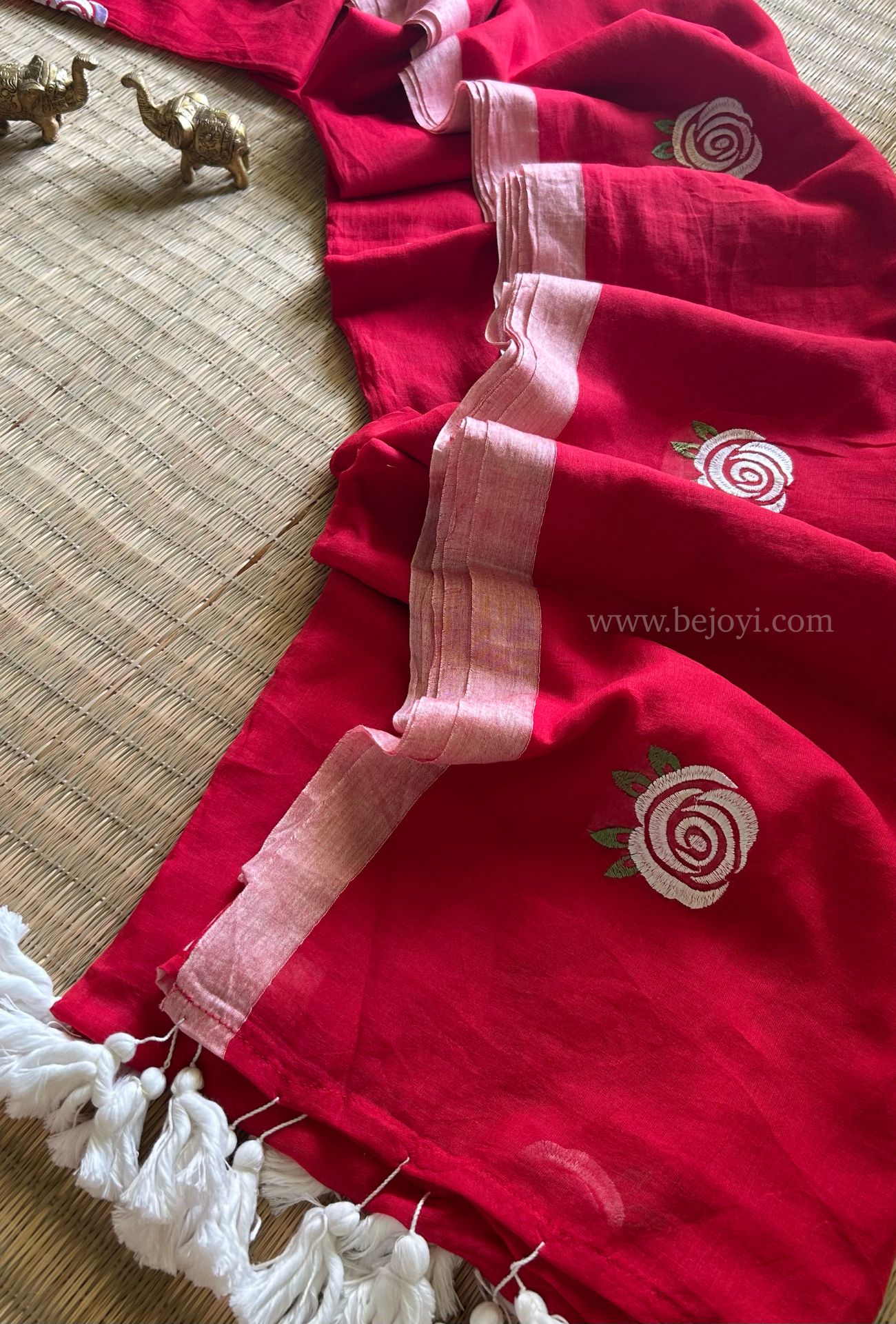 Blush Lotus Bloom Handcrafted Saree 2 30