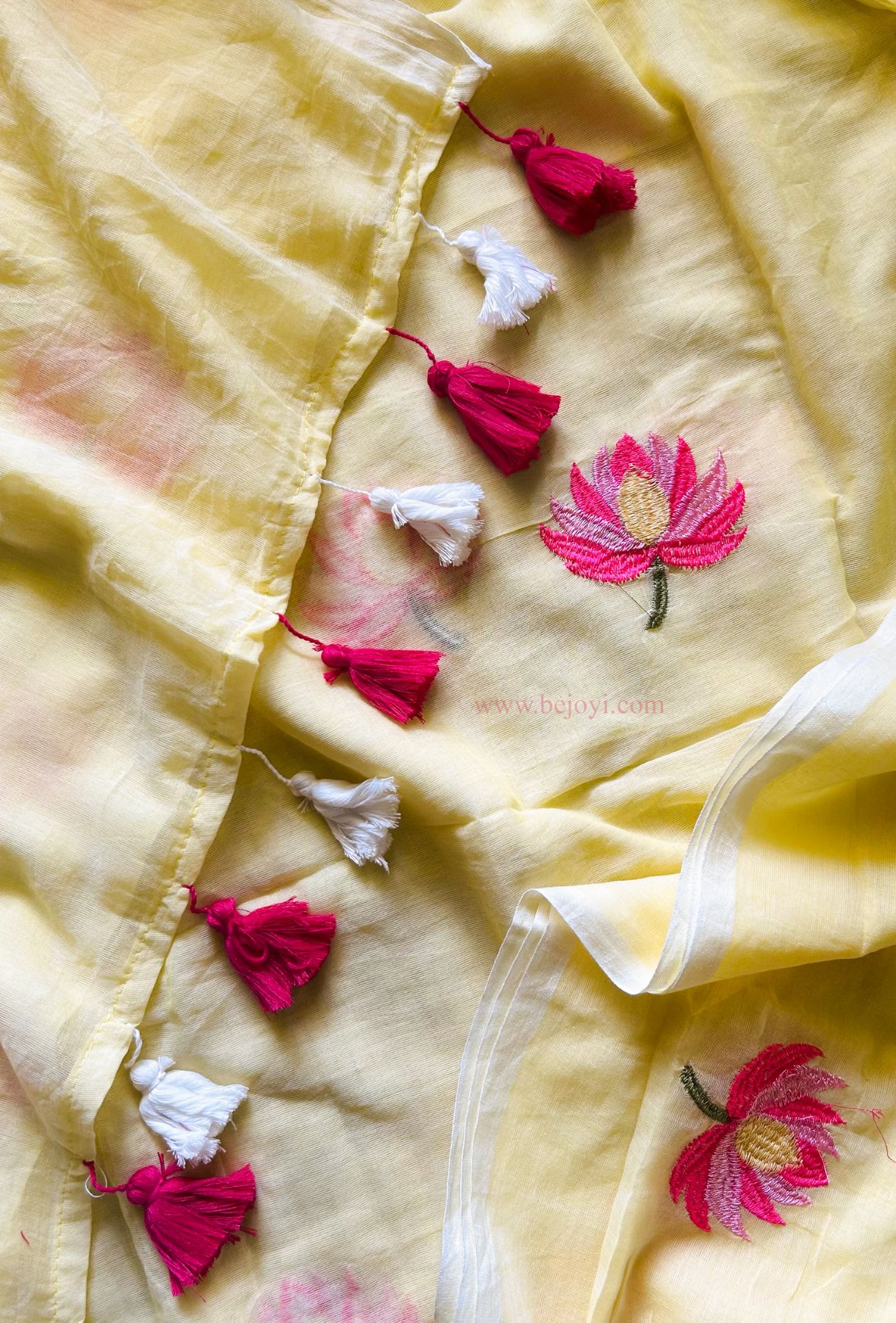 Blush Lotus Bloom Handcrafted Saree 33 34