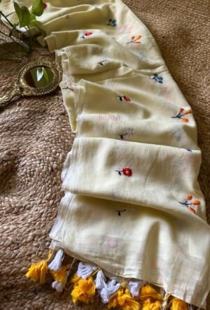 Phool – Beige Floral Embroidery Mulmul Cotton Saree