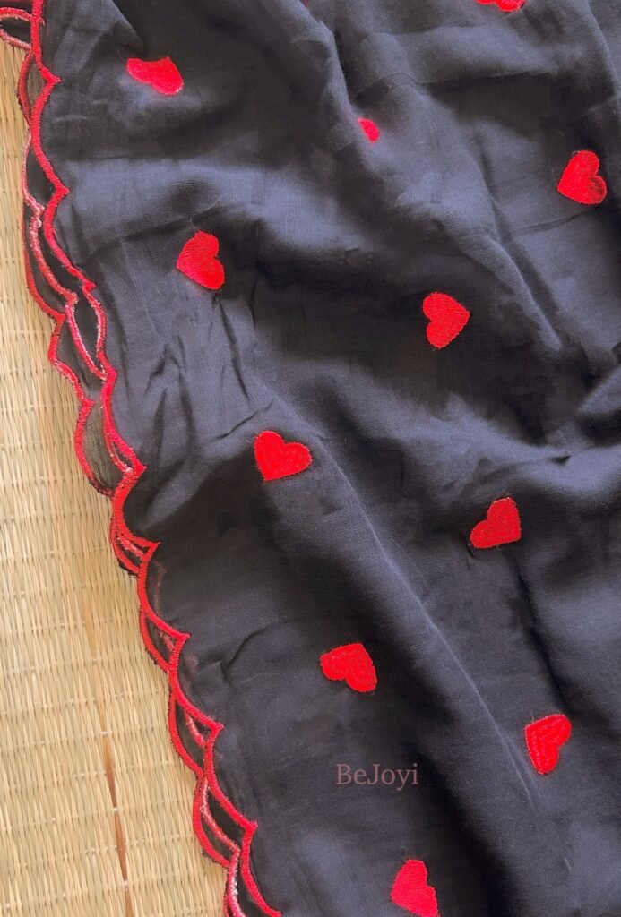 Black & Red Heart Embroidery Scallop Border Mulmul Cotton Saree