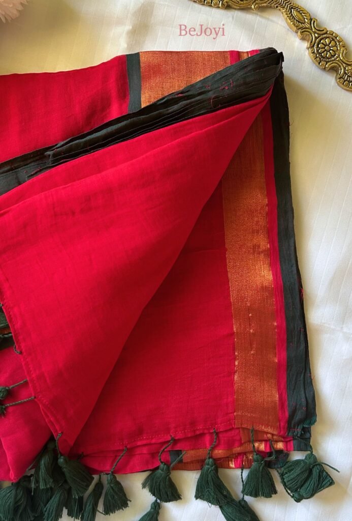 Ragini – Red & Copper Zari Mulmul Cotton Saree